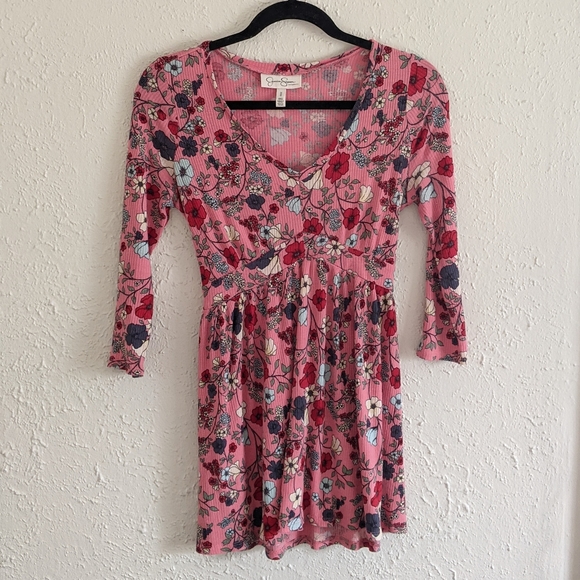 Jessica Simpson Tops - Jessica Simpson Maternity Floral Top